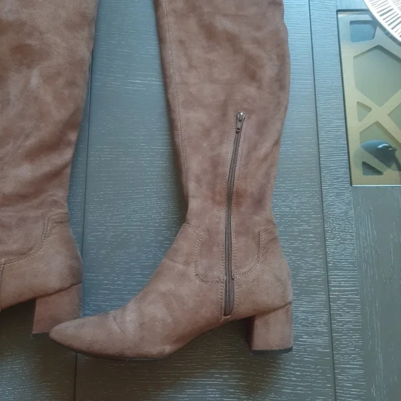 Rialto Brown Over the Knee Boots - Picture 6 of 13
